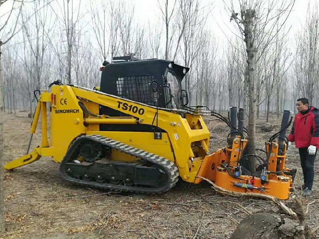 Погрузчик с бортовым поворотом TS100